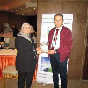 تدريسية-من-كلية-التربية-ابن-الهيثم-تشارك-في-مؤتمر-دولي-حول-الطاقات-المتجددة