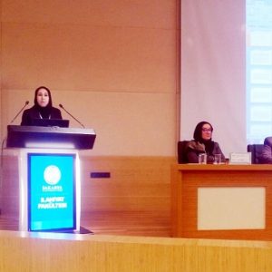 كلية-الآداب-تشترك-في-مؤتمرين-دوليين-عن-2