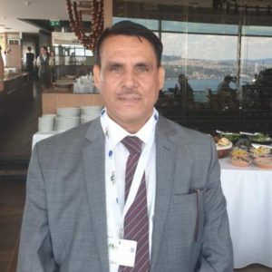 تدريسي-من-كلية-الطب-بجامعة-بغداد-يحصل-على-شهادة-زمالة-كلية-اطباء-الصدر-الأمريكية