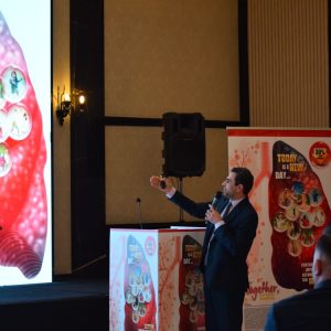 عميد-كلية-الصيدلة-يلقي-محاضرة-في-مؤتمر-علمي-حول-آخر-المستجدات-لعلاج-مرض-الربو-1