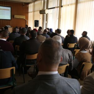 قسم-الشؤون-الادارية-في-رئاسة-جامعة-بغداد-يعقد-ورشة-عمل-عن-برنامج-10