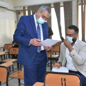 كلية-اعلام-بغداد-تباشر-باداء-امتحانات-الدراسات-العليا-8