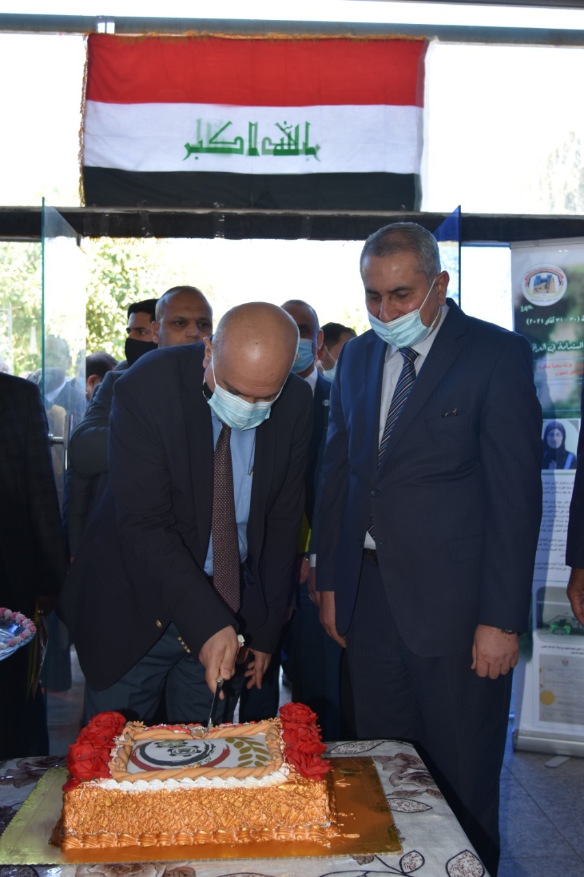 27F1C0B6-4D24-42C7-B9CF-E59EA9E1AD5C