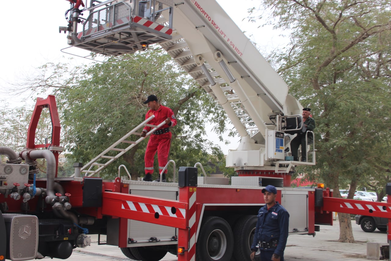 F2B3C290-488F-45E3-A2E9-0052913C782B