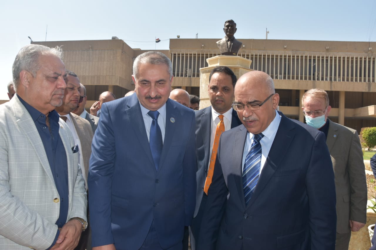 0109E8EC-83C8-4C16-A502-C8CD0D9B87B7