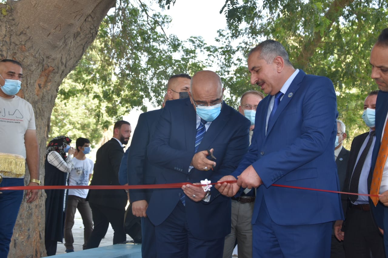 633E18B2-7352-4A6C-B938-70B7C168F0EF