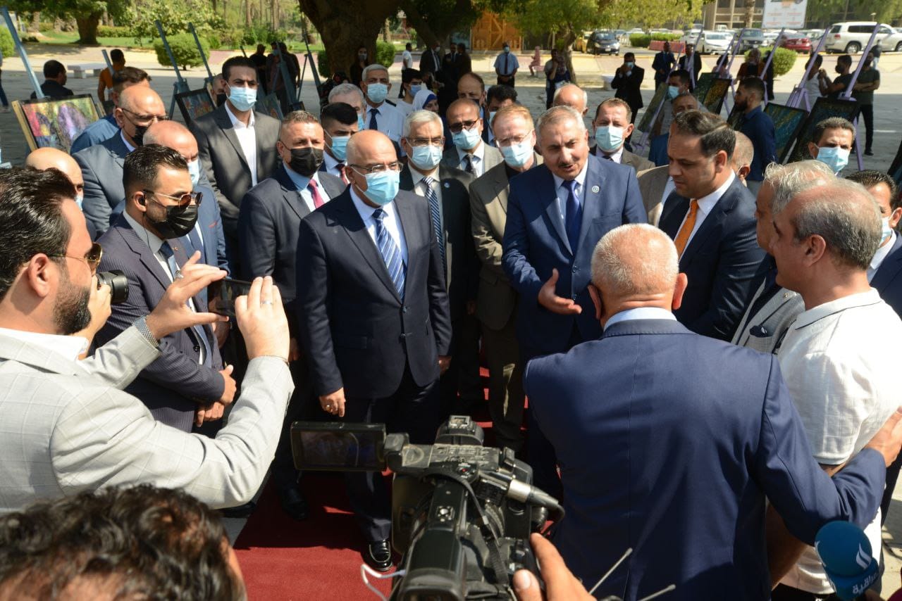 CEF805C4-608F-4EDF-94CC-9D335788C047