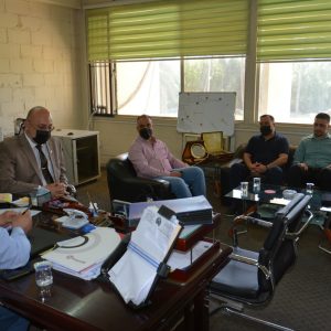 وفد-من-جامعة-الانبار-يزور-مركز-الحاسبة-الالكترونية-1