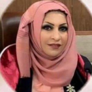 تدريسية-من-كلية-التربية-ابن-رشد-تحصل-على-شهادة-تخرج-من-قبل-بعثة-الامم-المتحدة-2
