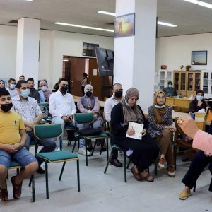 المكتبة-المركزية-تقيم-ورشة-عن-الطفولة-1
