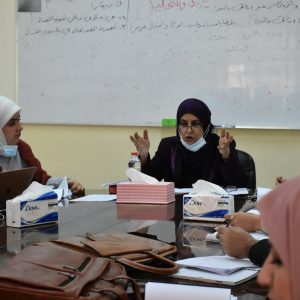 كلية-الاعلام-تنظم-مناظرة-علمية-بين-طلبة-الدكتوراه-لمناقشة-دراسات-الرأي-العام-الامريكي