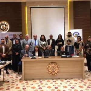 تدريسي-من-كلية-التربية-للبنات-يلقي-محاضرة-عن-التنمية-البشرية-2