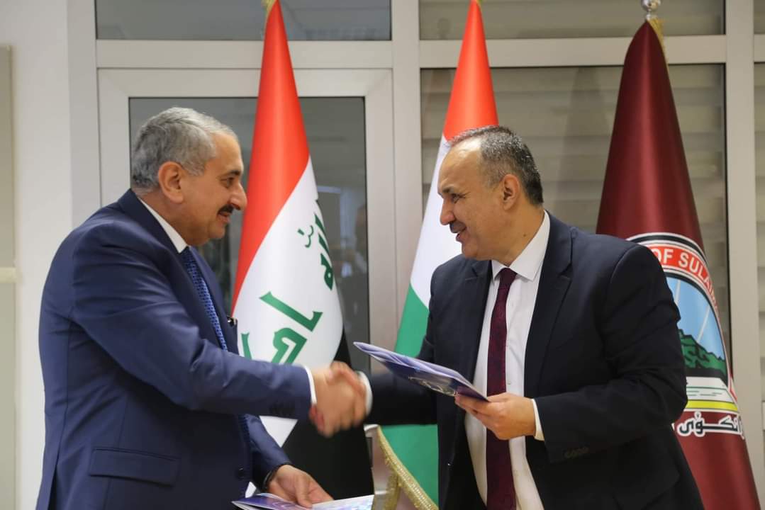 3FF84F4A-DEF8-4FB4-ABEB-45D085CE4E56