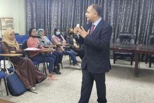 كلية-طب-الاسنان-تنظم-ندوة-حول-أهمية-إمتحان-OSCE-1