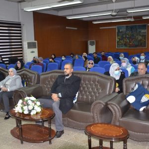 مضار-التدخين-وعلاقته-بكوفيد-19-بحلقة-نقاشية-اقامتها-كلية-العلوم2-1536x1017