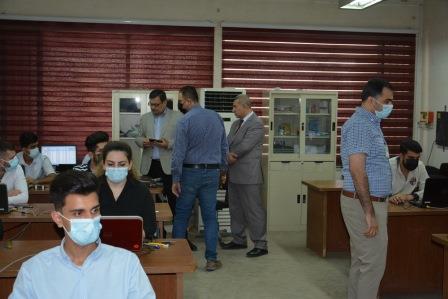 مركز-الحاسبة-الالكترونية-يستضيف-الامتحان-التقويمي-لكلية-طب-الكندي-1