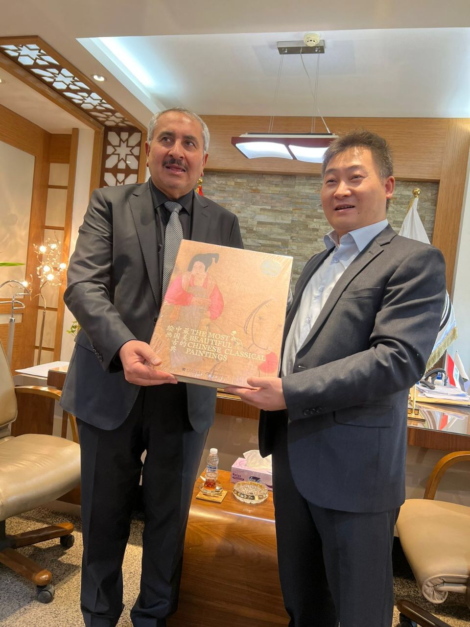 8D45E75F-8C9A-4C5C-B00F-AA54B995BD2E