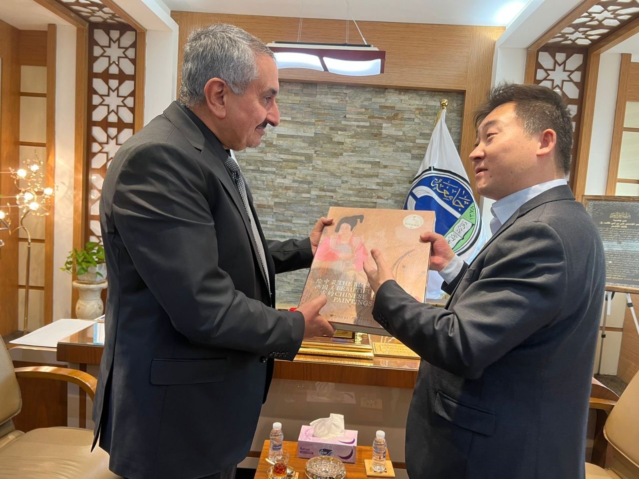 932C7B17-0A85-4748-8A5C-BCBA7CD4BF09