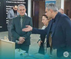 عميد-كلية-الهندسة-يزور-معرض-النتاجات-المعمارية-1