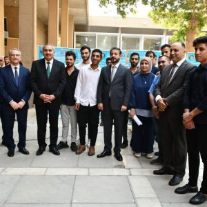 كلية-الهندسة-تستقبل-وزير-التعليم-العالي-ورئيس-جامعة-1
