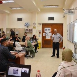 كلية-الهندسة-خوارزمي-تنظم-سلسلة-من-النشاطات-بمناسبة-الاعمال-الريادية-1
