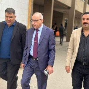 رئيس-جامعة-بغداد-في-جولة-تفقدية-لأروقة-كلية-الهندسة-3
