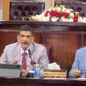 بروفيسور-من-كلية-التربية-للبنات-يشارك-في-المؤتمر-العلمي-في-المجمع-العلمي-العراقي-2