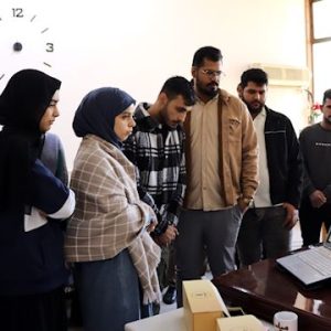 المكتبة-المركزية-تستقبل-طلبة-من-كلية-العلوم-2