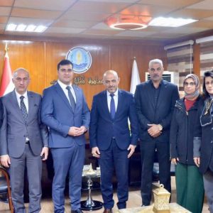 عميد-كلية-اللغات-يستقبل-وفدا-من-السفارة-التركية-لدى-العراق-1-1024x679