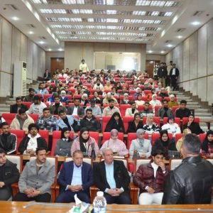 كلية-الادارة-والاقتصاد-تنظم-ورشة-عن-المخدرات-افة-العصر-7