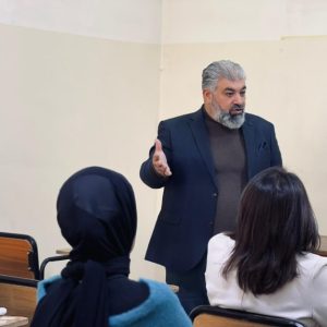 كلية-الاعلام-تنظم-ورشة-عمل-حول-اعداد-البرامج-الاذاعية-والتلفزيونية-2