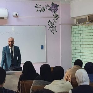 كلية-العلوم-الإسلامية-تنظم-ورشة-حول-مكافحة-التنمر-الإلكتروني-بين-الطلبة-3