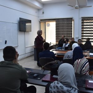 كلية-الهندسة-خوارزمي-تنظم-ندوة-حول-قصص-نجاح