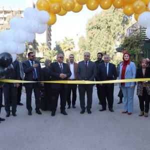 كلية-طب-الاسنان-تنظم-بازار-خيري-1