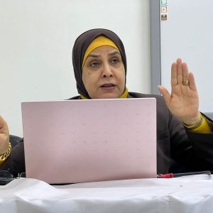 كلية-الاعلام-تنظم-ورشة-حول-تحرير-الاخبار-3