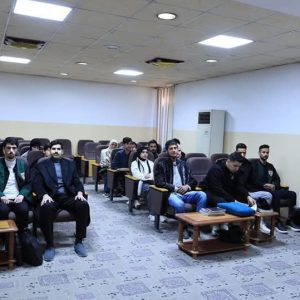 كلية-القانون-تقيم-ورشة-عن-سلوك-الطالب-الجامعي