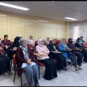 كلية-طب-الاسنان-تنظم-ندوة-علمية-حول-تصبغ-الاسنان-1