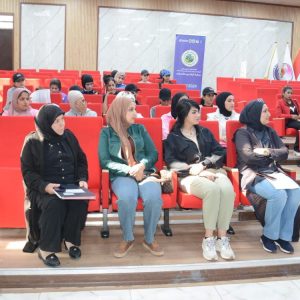 كلية-التربية-البدنية-للبنات-تستضيف-جمعية-الهلال-الأحمر-العراقي-لإقامة-3