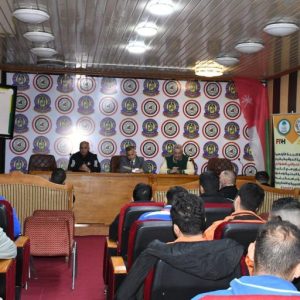 كلية-التربية-البدنية-وعلوم-الرياضة-تستضيف-دورة-تدريبية-وتحكيمية-للهوكي (1)