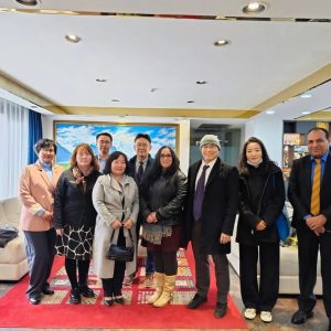 تدريسي-من-كلية-الآداب-يشارك-في-مؤتمر-دولي-في-منغوليا