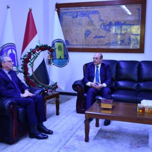 عميد-هندسة-بغداد-يبحث-مع-وزارة-النقل-تطوير-برامج-الدراسات-العليا-1